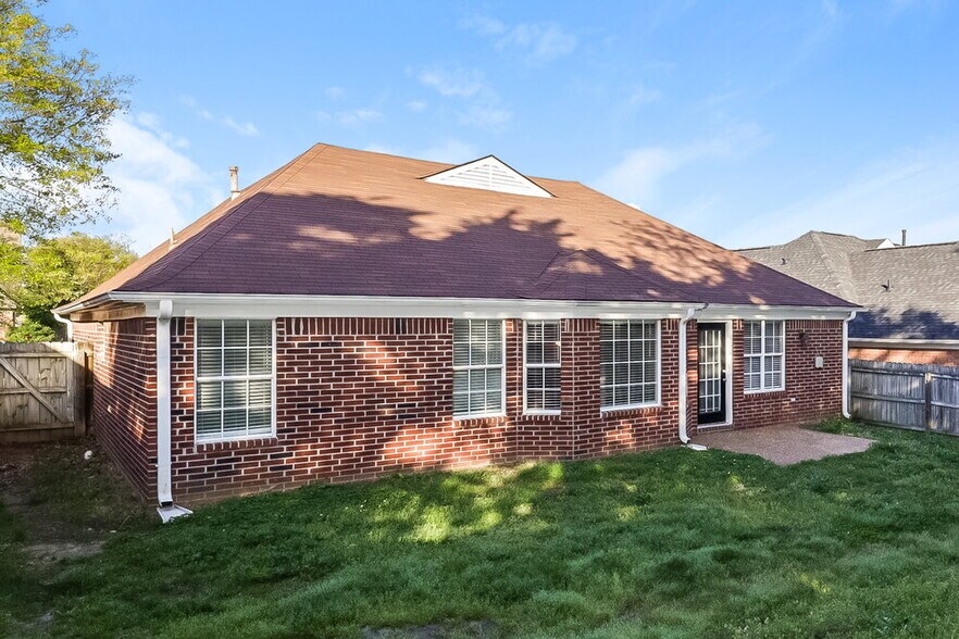 Building Photo - 1516 Beringer Dr
