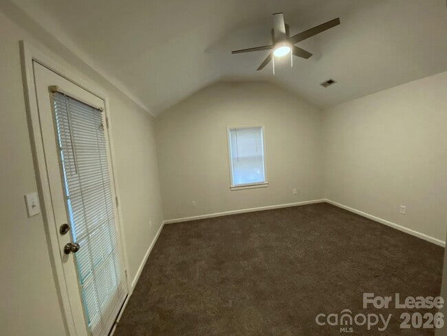 Building Photo - 4415 Garris Rd