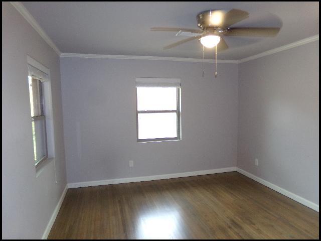 Building Photo - 305 W I Ave