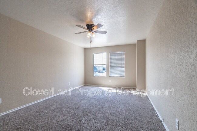 Building Photo - 7839 Horse Hollow