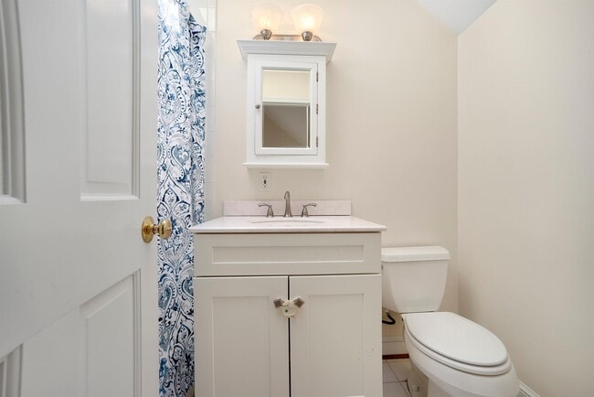 Building Photo - 4518 Chase Ave