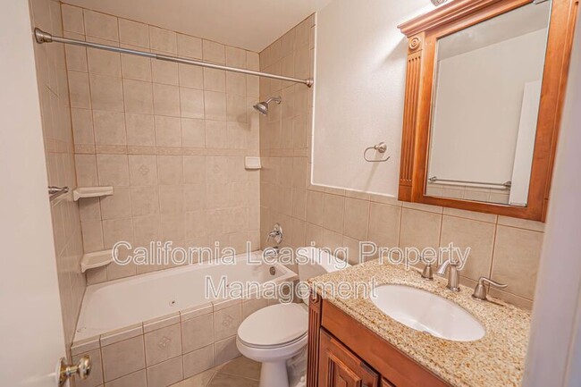 Building Photo - 18215 Flynn Dr