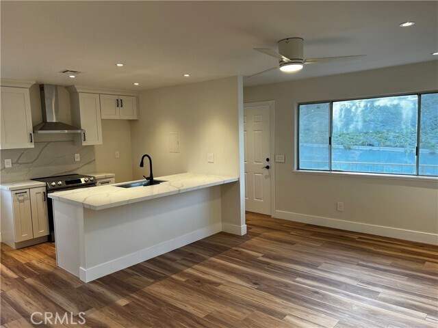 Building Photo - 72546 Edgehill Dr