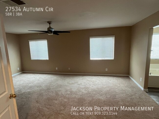 Building Photo - 27534 Autumn Cir