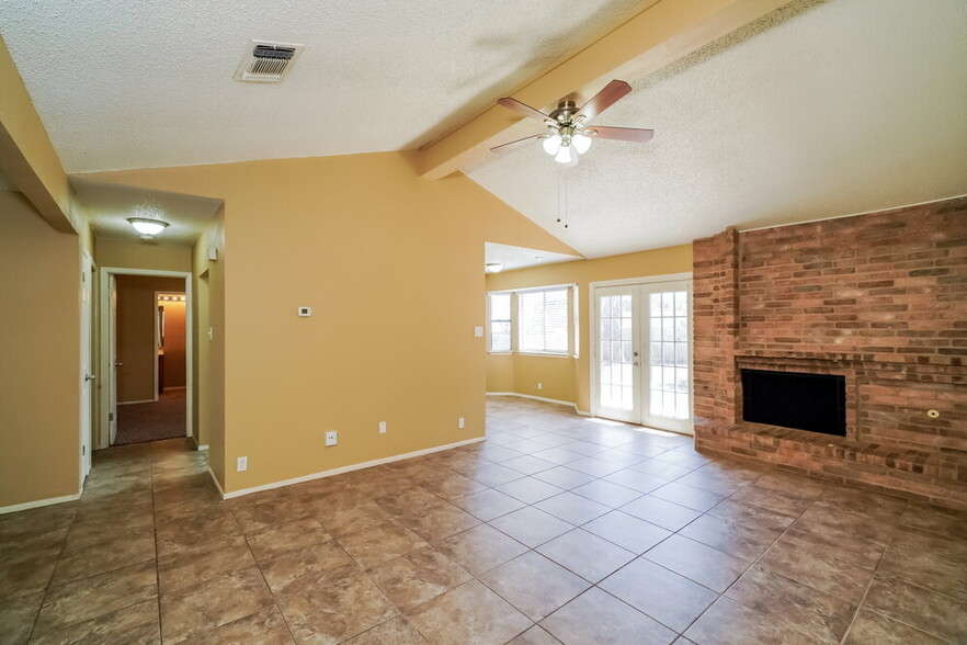 Building Photo - 7534 Rustic Trail