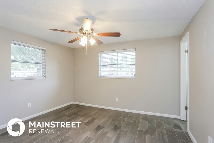 Building Photo - 8975 91st St N