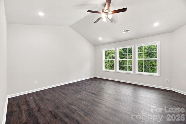 Building Photo - 122 McCarver Rd