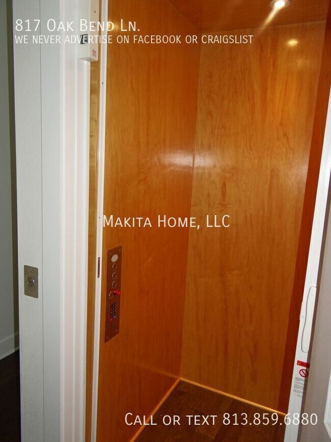 Building Photo - 817 Oak Bend Ln