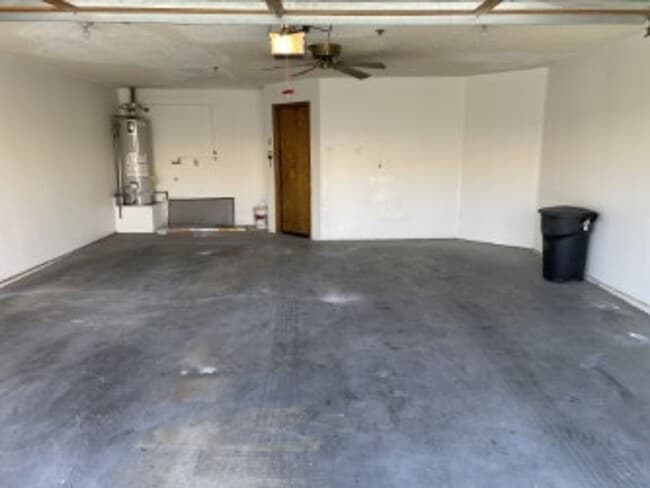 Building Photo - 1705 Combat Dr