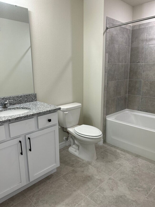 Building Photo - Move In ASAP!! - Brand New 3 bedroom 2.5 bath Townhouse for rent in Kissimmee, FL.