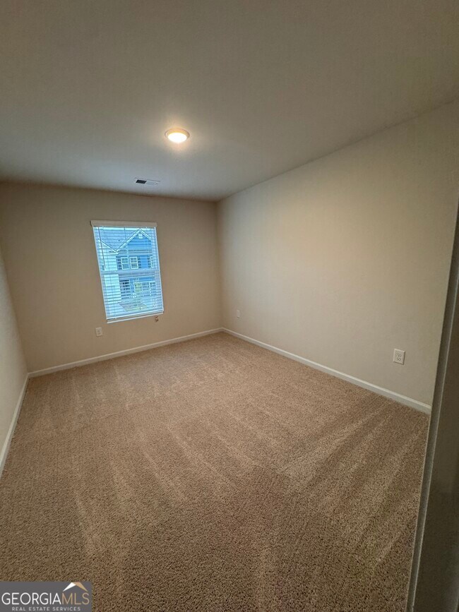 Building Photo - 29 Huntley Trce