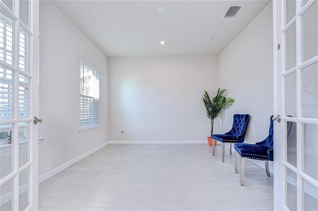 Building Photo - 10422 Gliding Eagle Wy