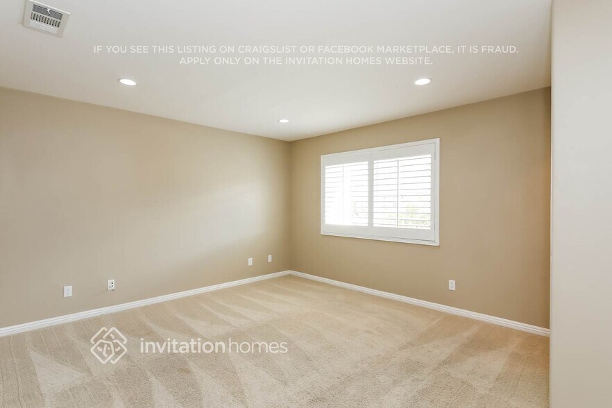 Building Photo - 11042 Evergreen Loop