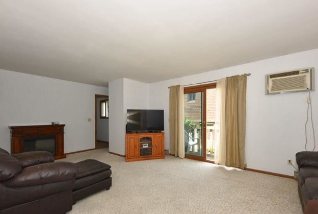 Building Photo - 516 Marshal Ct