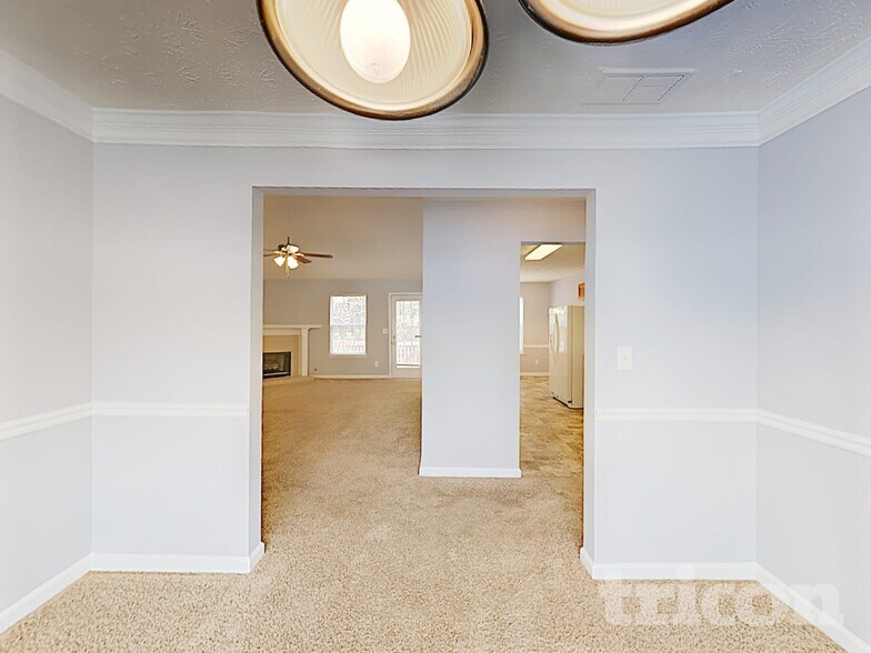 Building Photo - 4190 Crestside Ridge SW