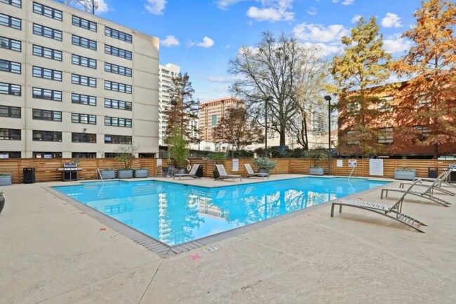 Building Photo - 878 Peachtree St NE
