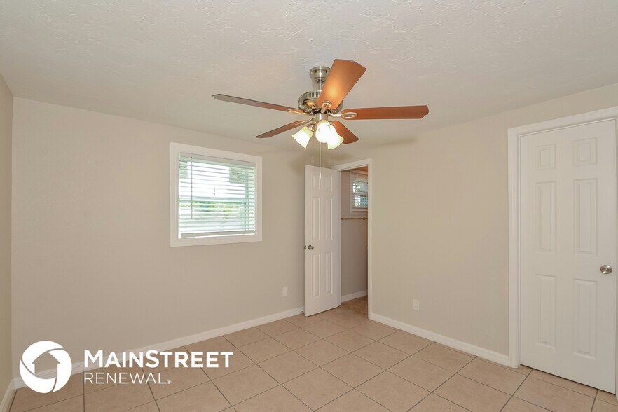 Building Photo - 4801 Bell Meade Dr