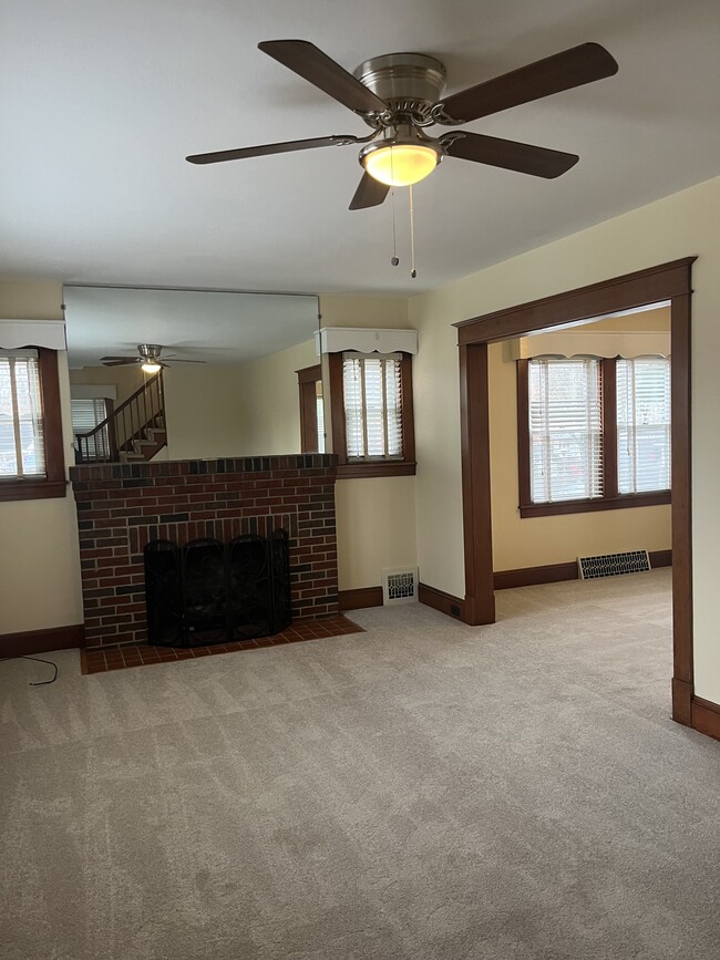Building Photo - 214 McKendree Ave