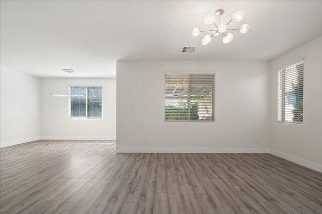 Building Photo - Entertainer's Dream 4Bd Home with Designer Finishes & Outdoor Kitchen