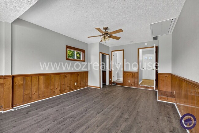 Building Photo - 3226 N McCord Rd