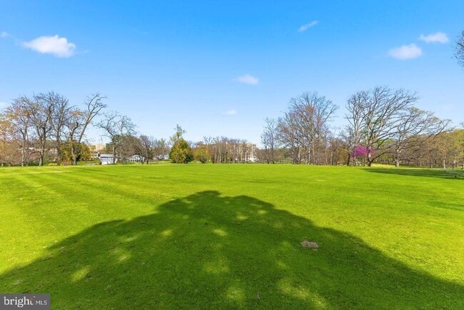 Building Photo - 14801 Pennfield Cir