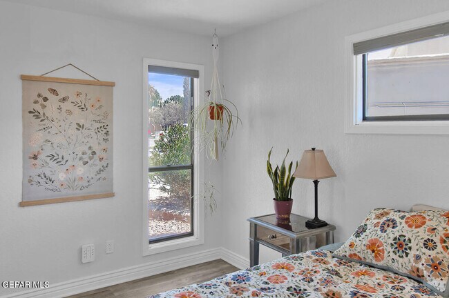 Building Photo - 779 Clay Ct