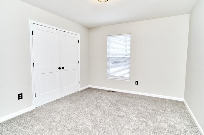 Building Photo - 730 N East St