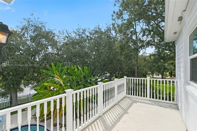 Building Photo - 118 Barbados Dr