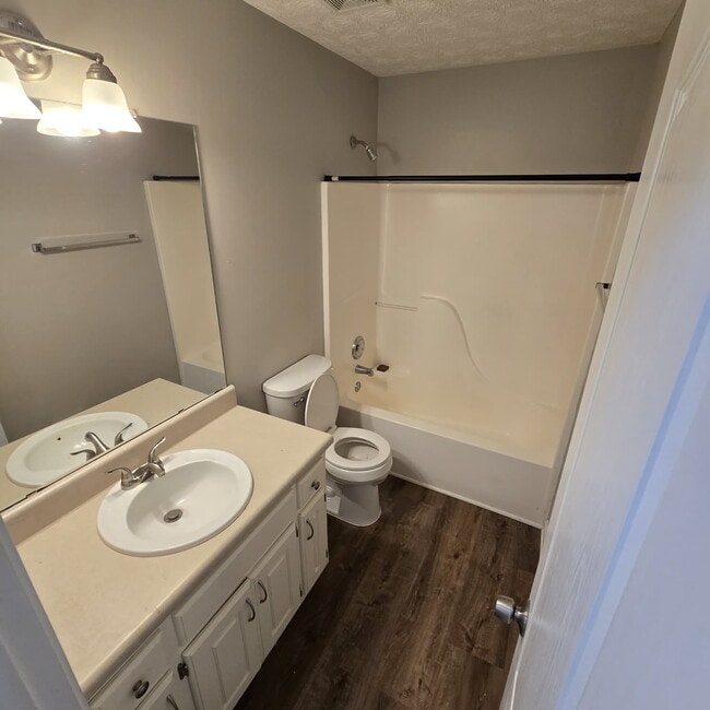 Building Photo - "Charming 4-Bed Oasis with Granite Countertops on Pebble Creek Drive, McDonough!"