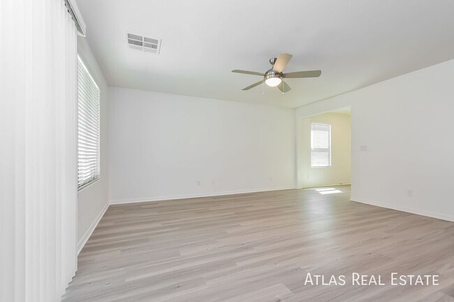 Building Photo - HOME SWEET HOME! | Upgraded 3-Bedroom Home...