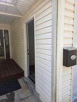 Building Photo - 144 Shenandoah Ln