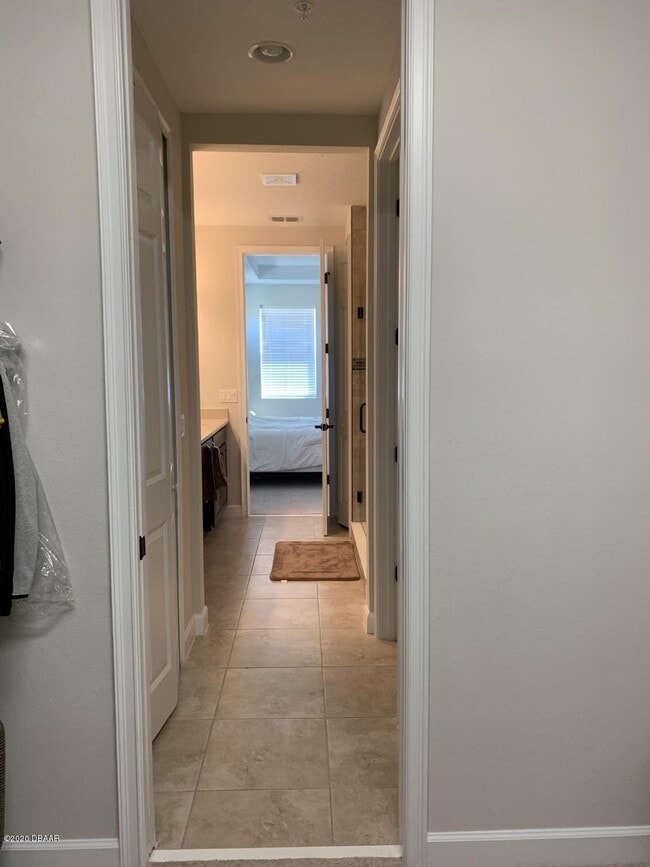 Building Photo - 1296 Bolton Pl