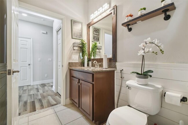 Building Photo - 2445 Whittler Br