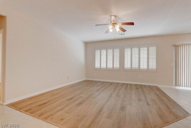 Building Photo - 2551 Moonlight Valley Ave