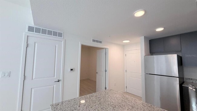 Building Photo - 5587 Millennia Park Dr