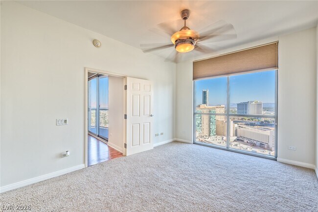 Building Photo - 200 W Sahara Ave