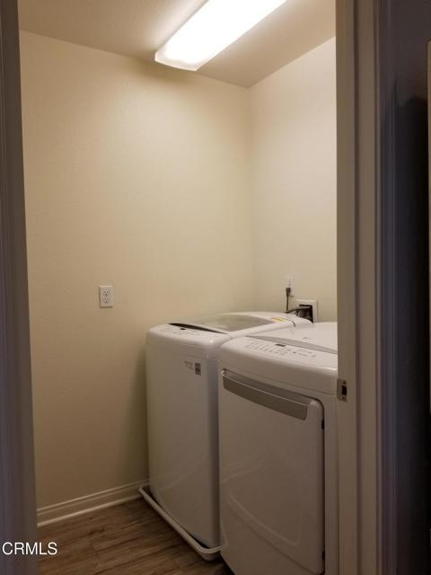 Building Photo - 992 Los Angeles Ave