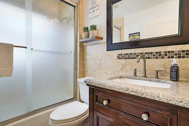 Building Photo - 18965 Adagio Dr