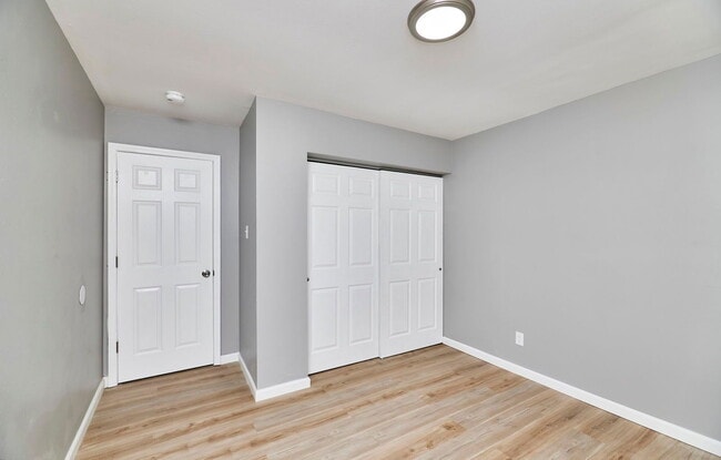 Building Photo - 7006 Shelton Ct