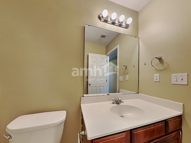 Building Photo - 503 Sparkleberry Ln