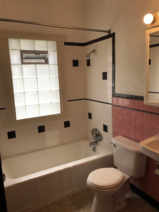 Bathroom - 1276 Fry Ave