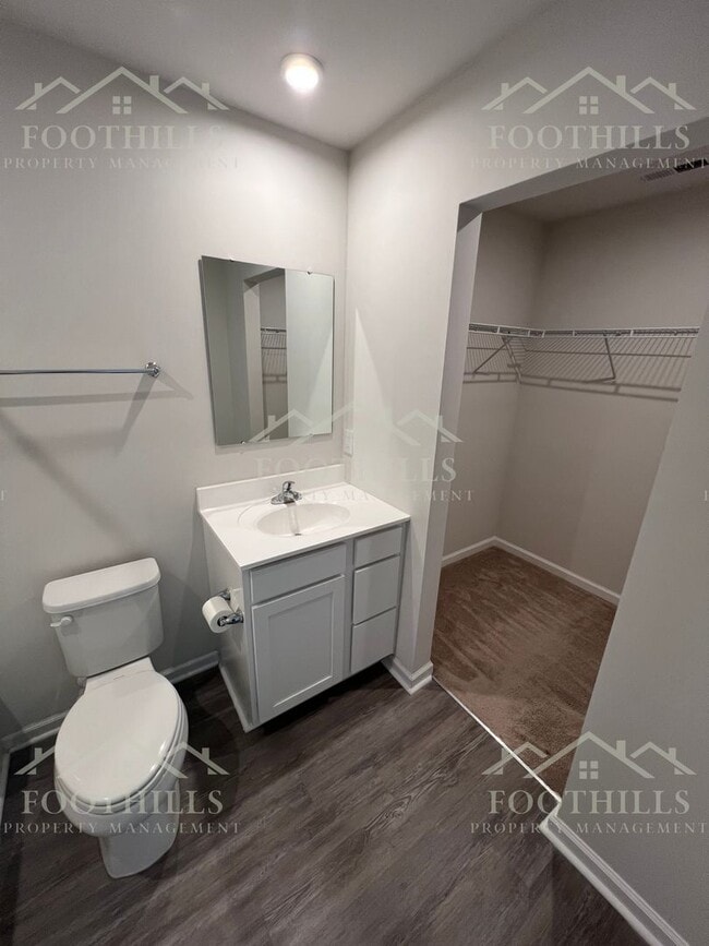 Building Photo - 167 Nicklaus Dr