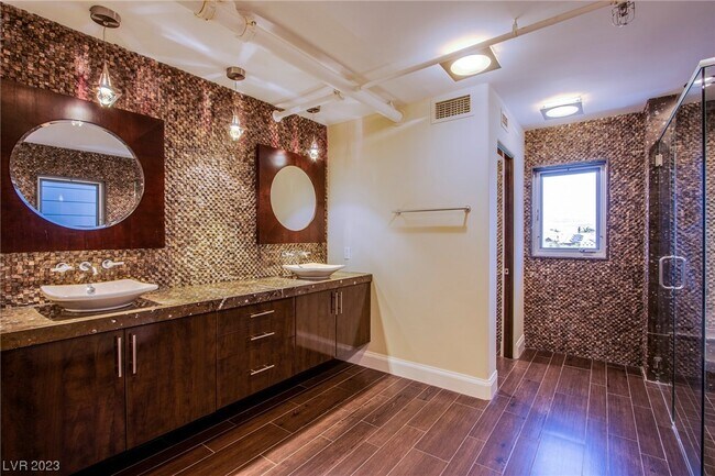 Building Photo - 11441 Allerton Park Dr