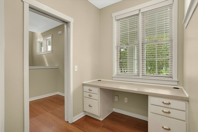 Building Photo - 15822 Drawstone Trail