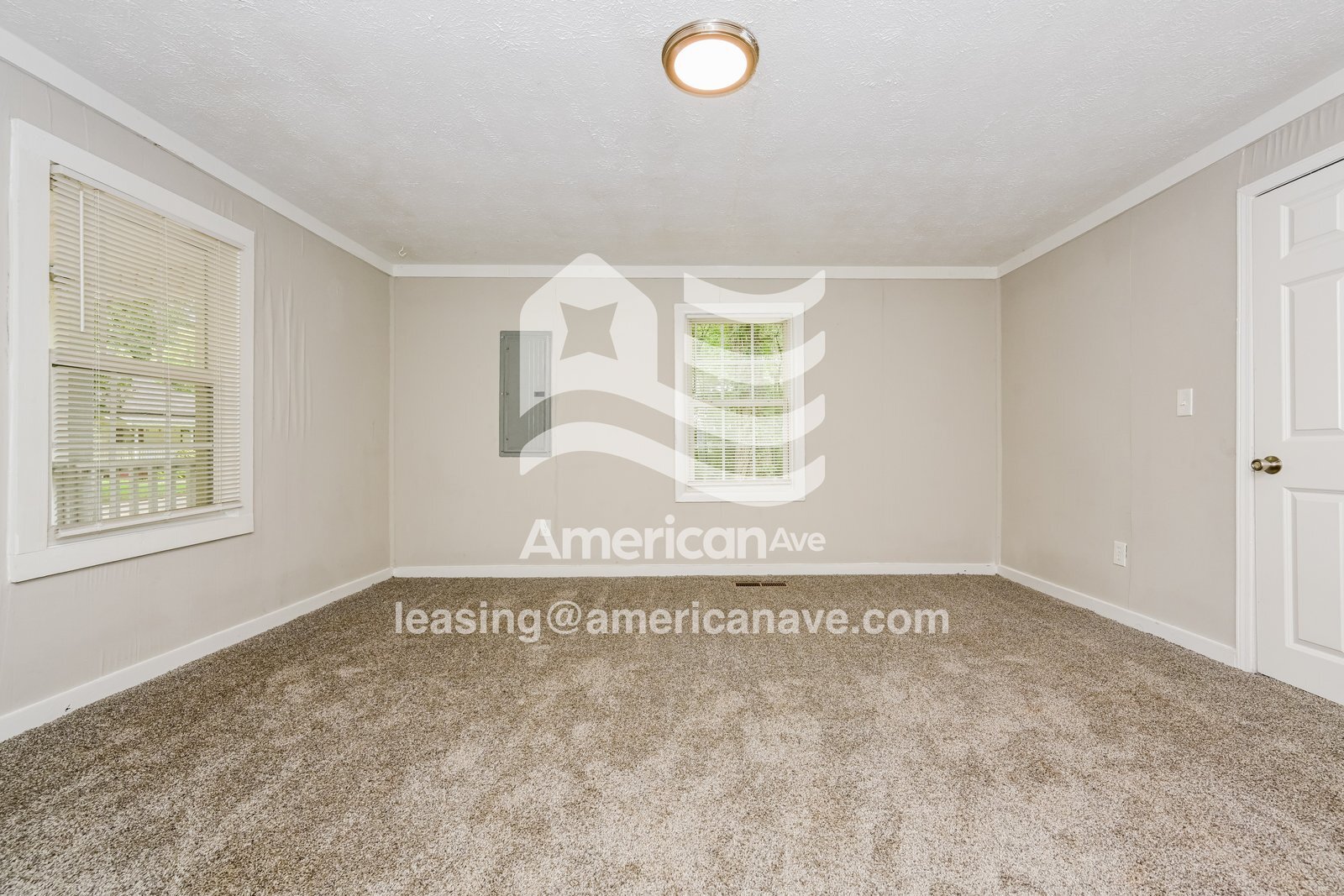 Building Photo - 214 Peachtree St