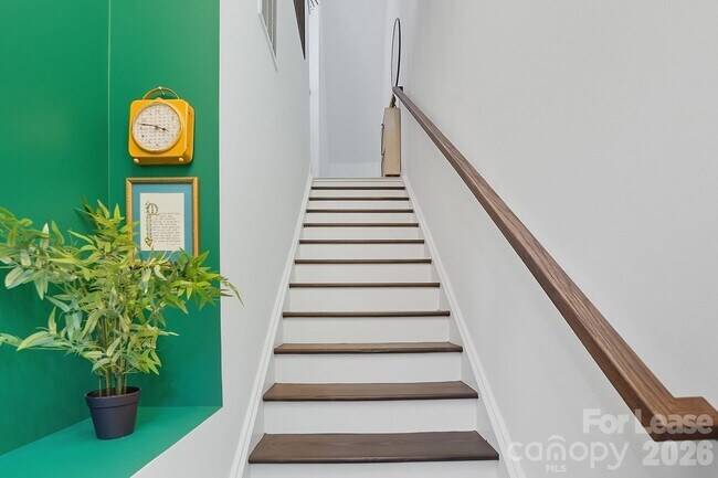 Building Photo - 1003 Zinc Ln