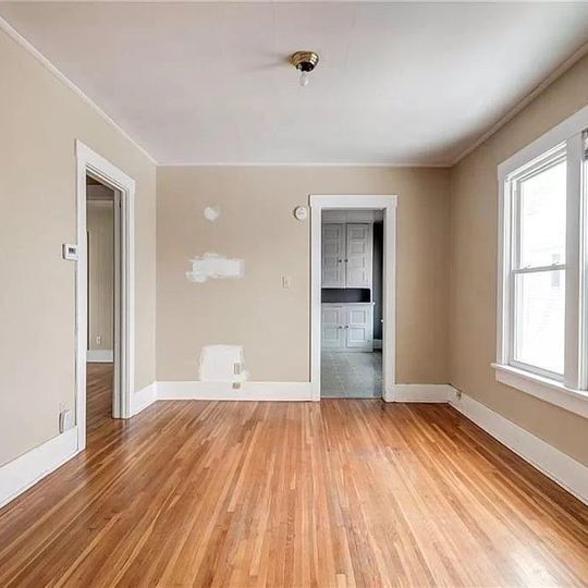 Building Photo - 328 Tennyson Ave