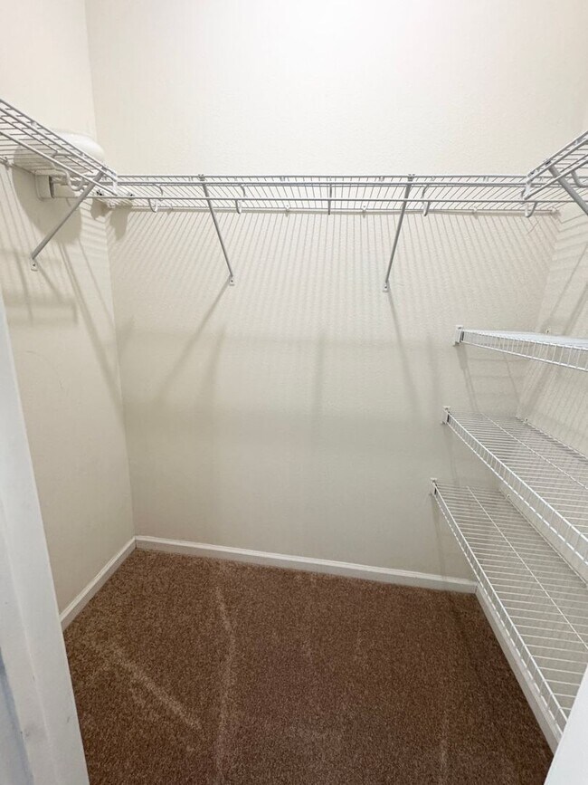 Building Photo - Perfect Shape Dublin Ranch Village Propert...