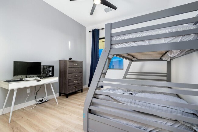 Building Photo - 66801 Verbena Dr