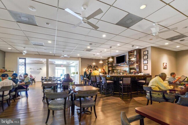 Building Photo - 3100 N Leisure World Blvd